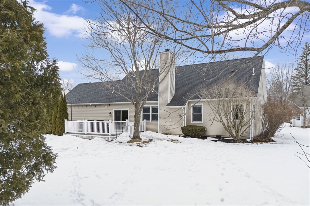 4 Juniper Wood Dr