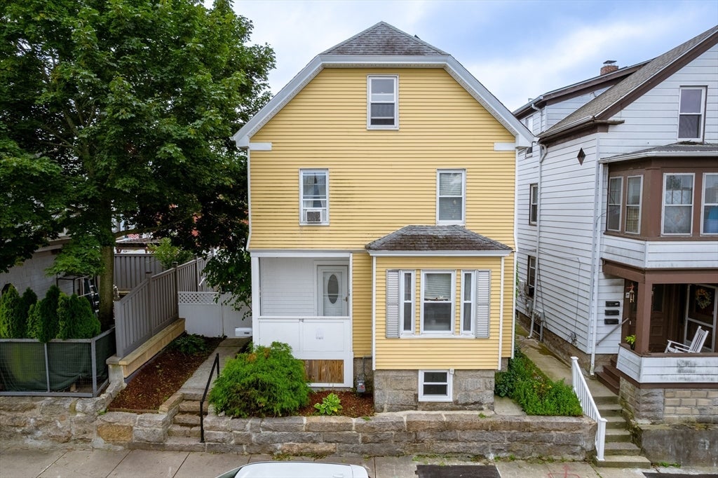 Photo of 118 Parker St, New Bedford, MA