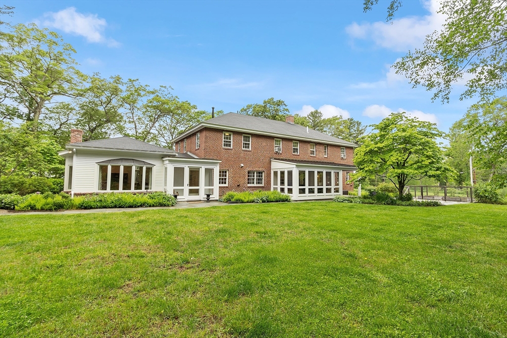 229 Fairhaven Hill Rd