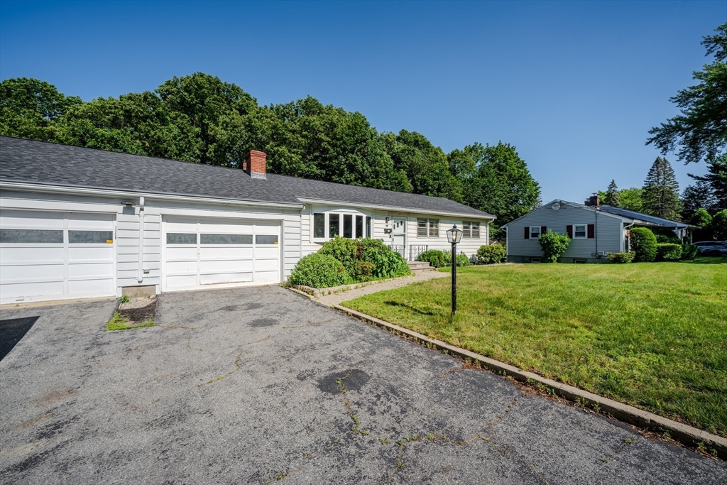 66 Wood St