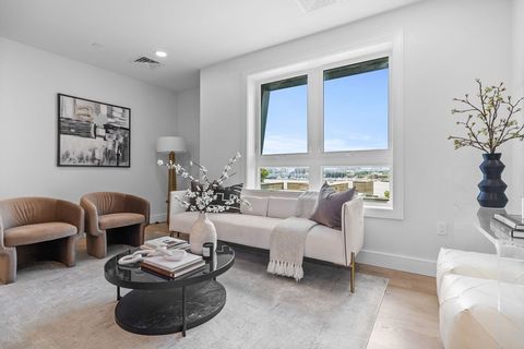 301 Border Street 513 Boston MA 02128