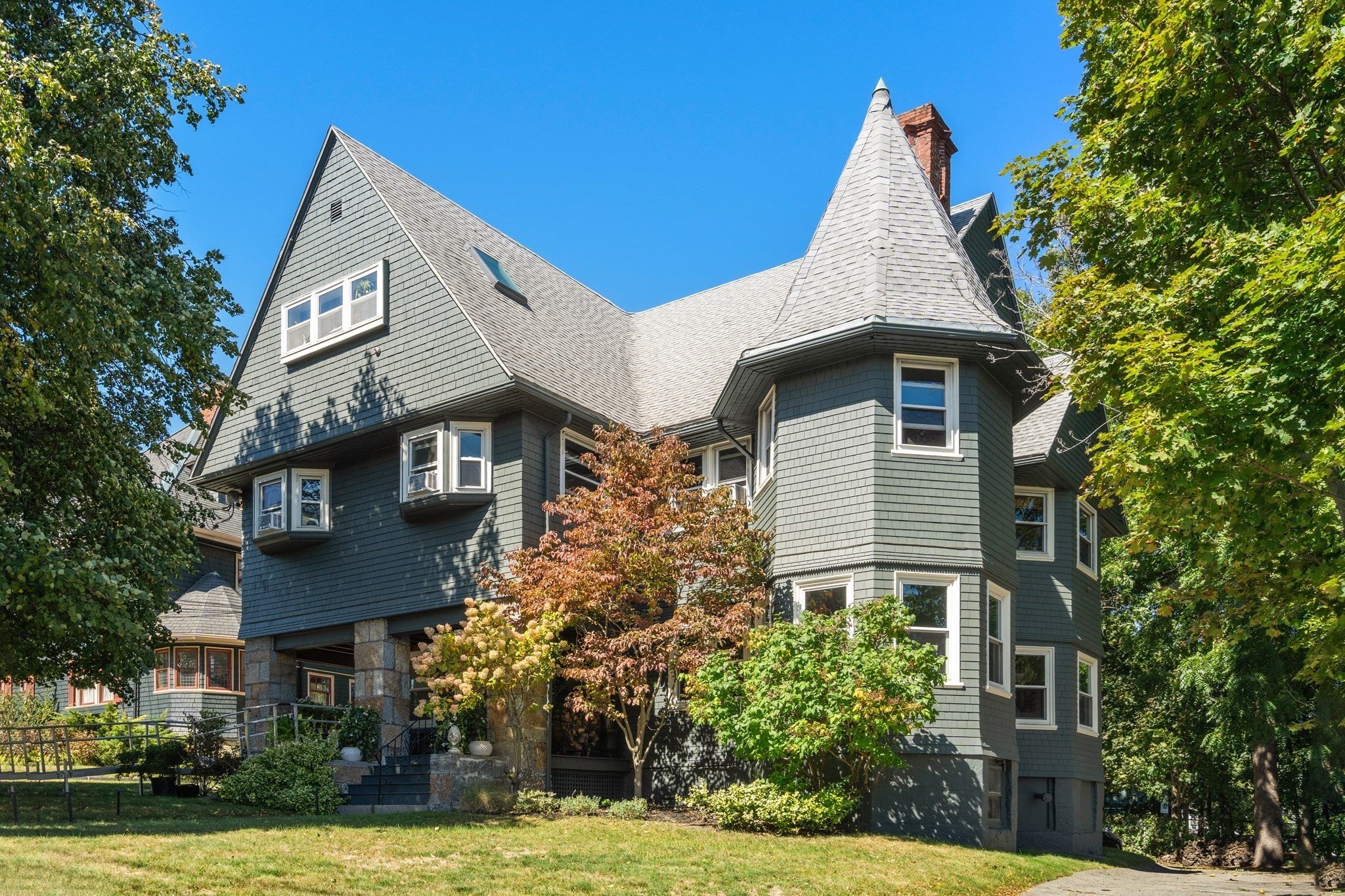 Photo of 298 Ashmont St, Boston, MA