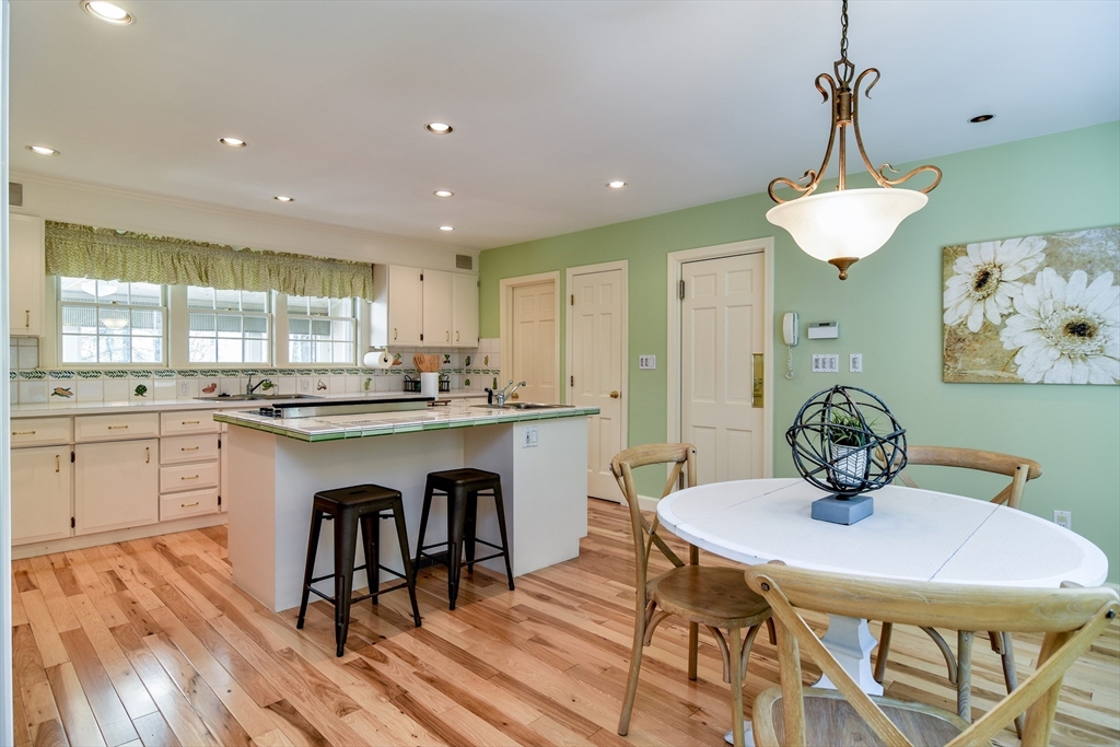 9 Buttercup Ln
