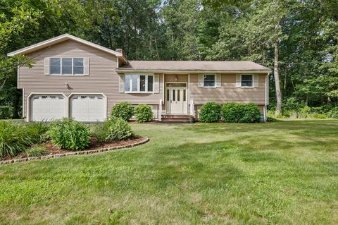 5 Carriage Drive Chelmsford MA 01824