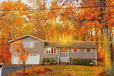 5 Carriage Drive Chelmsford MA 01824