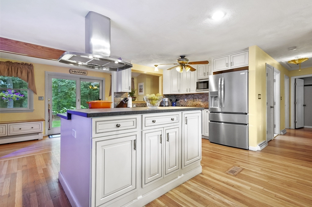 5 Carriage Drive