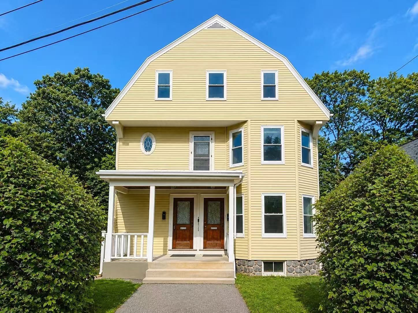 Click for 35 Palmer St #R, Waltham, MA slideshow
