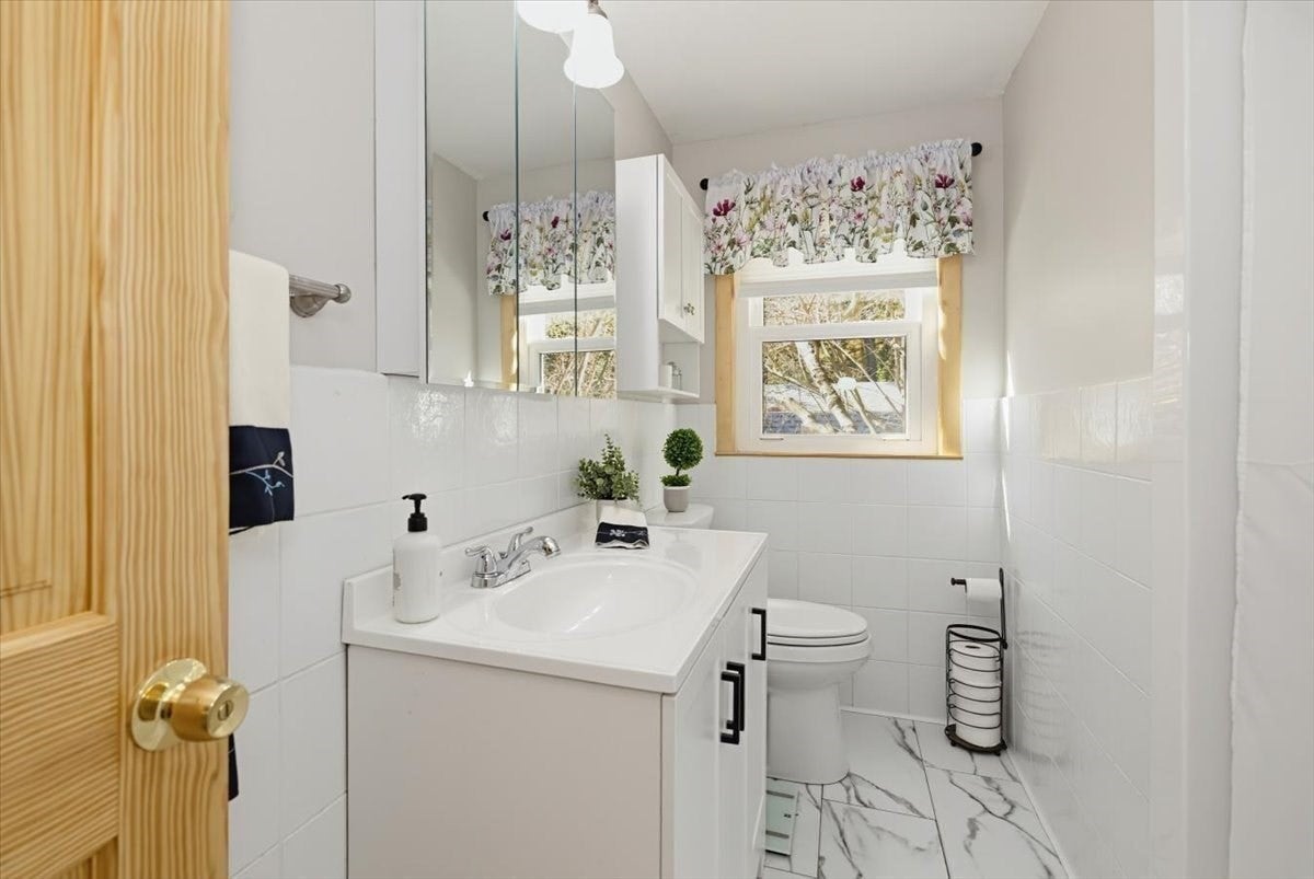 40 Dudley Rd, Billerica, MA, 40 Dudley Rd, Billerica, MA Photo #17