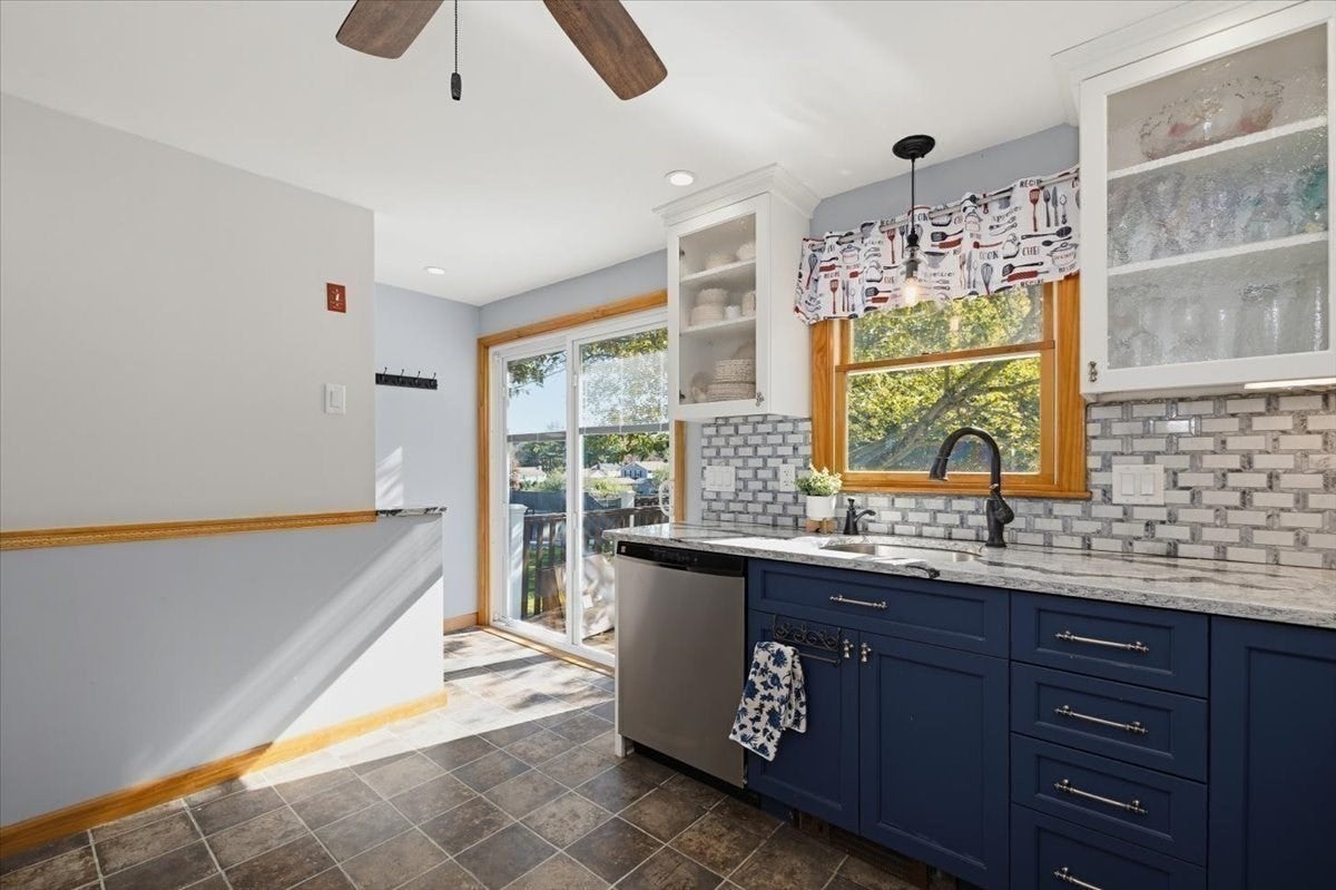 40 Dudley Rd, Billerica, MA, 40 Dudley Rd, Billerica, MA Photo #14