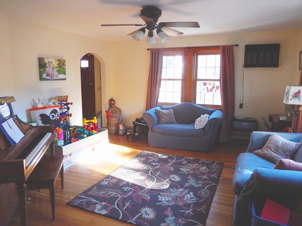 8 Castle Rd 1