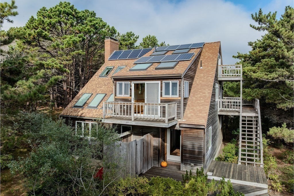 Wellfleet, Massachusetts 02667, United States, 3 Bedrooms Bedrooms, ,2 BathroomsBathrooms,Residential,Active,226847