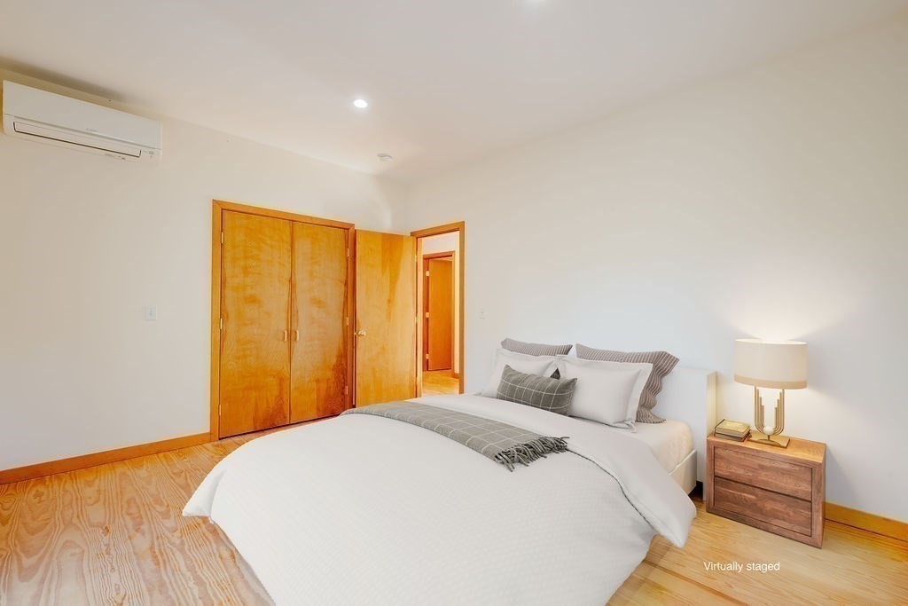 Wellfleet, Massachusetts 02667, United States, 3 Bedrooms Bedrooms, ,2 BathroomsBathrooms,Residential,Active,226847