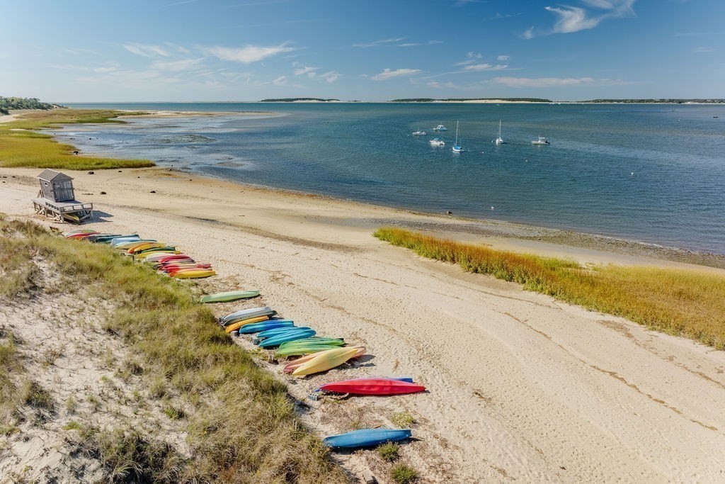 Wellfleet, Massachusetts 02667, United States, 3 Bedrooms Bedrooms, ,2 BathroomsBathrooms,Residential,Active,226847