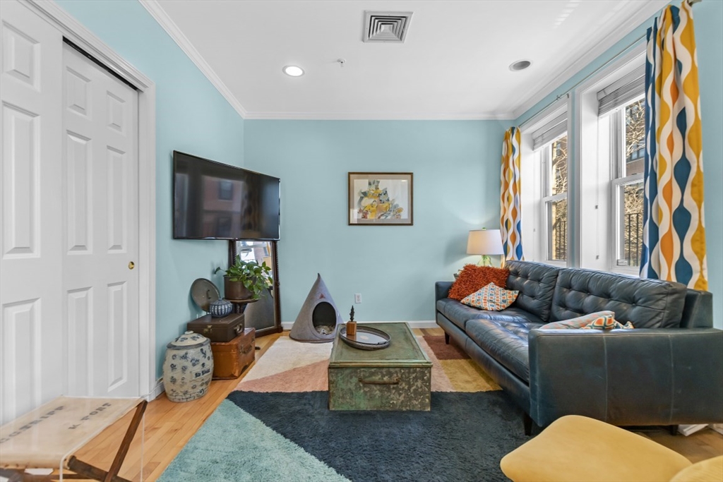464 Hanover Street 2