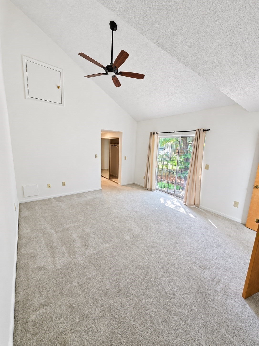 54 Voyagers Ln #54, Ashland, MA Photo #11