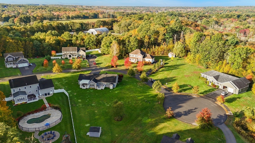 547 Mockingbird Ln