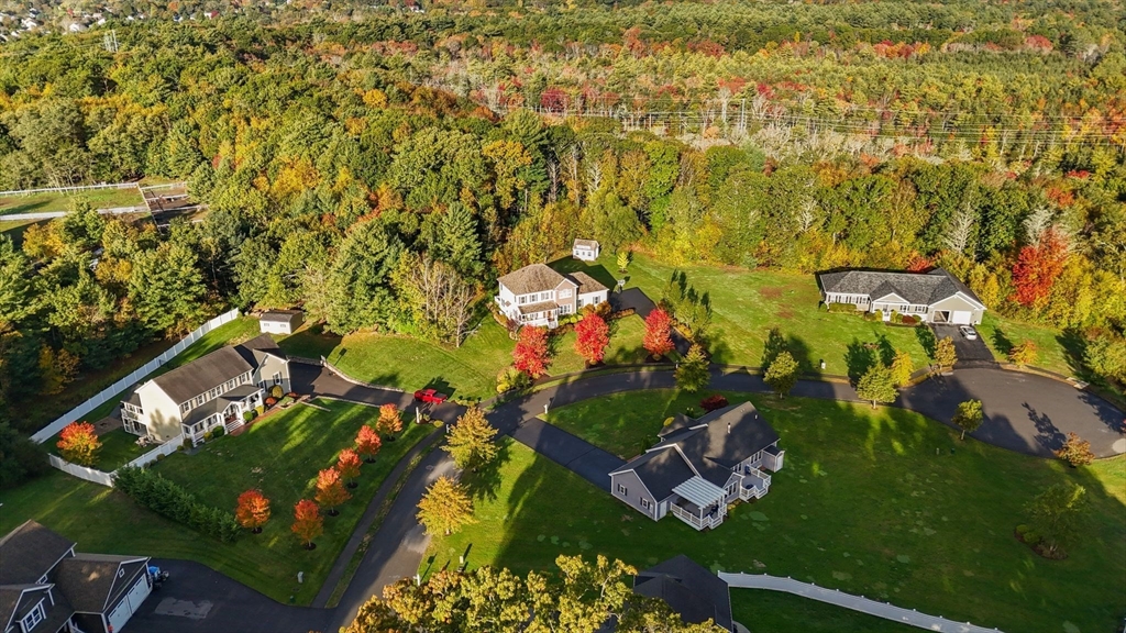 547 Mockingbird Ln