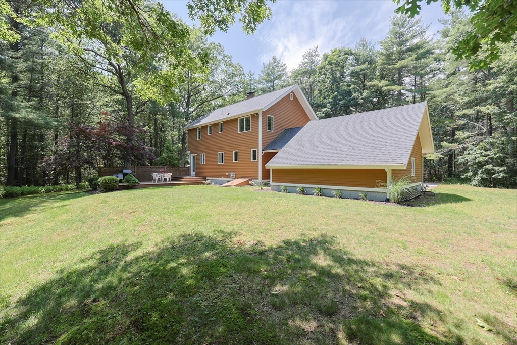 56 Burt St