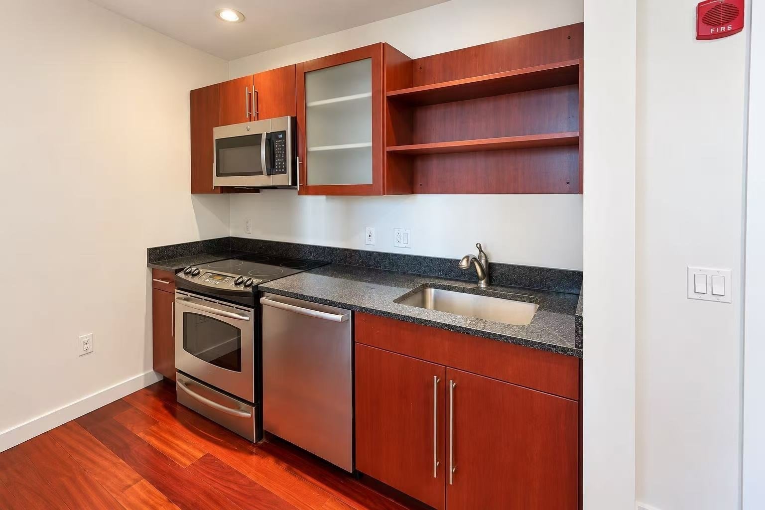 150 Cambridge St 211