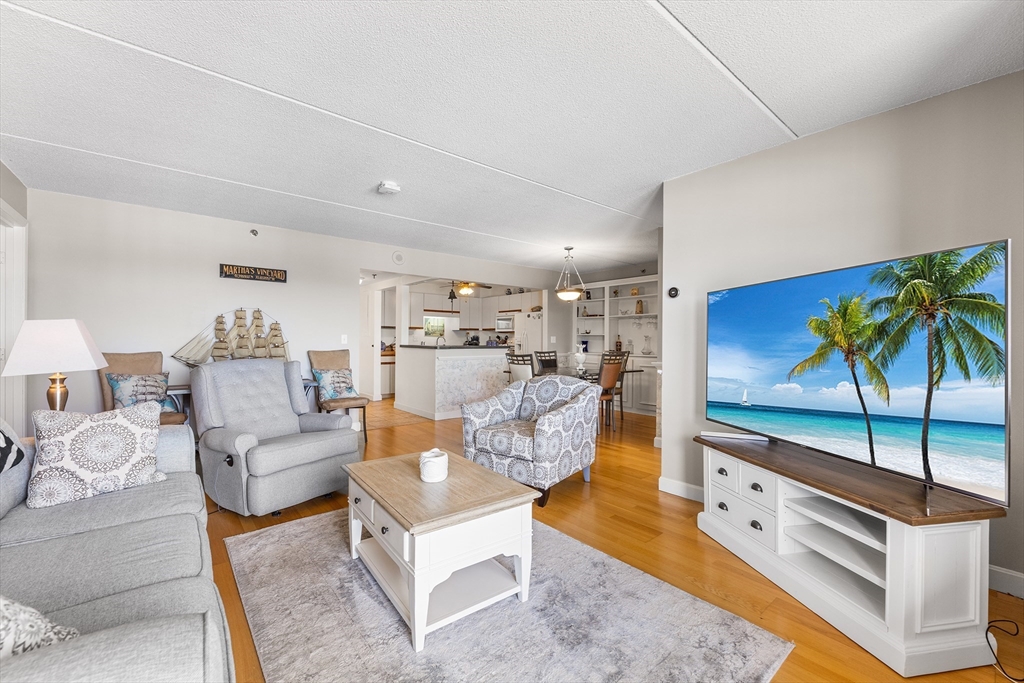 200 Cove Way 810