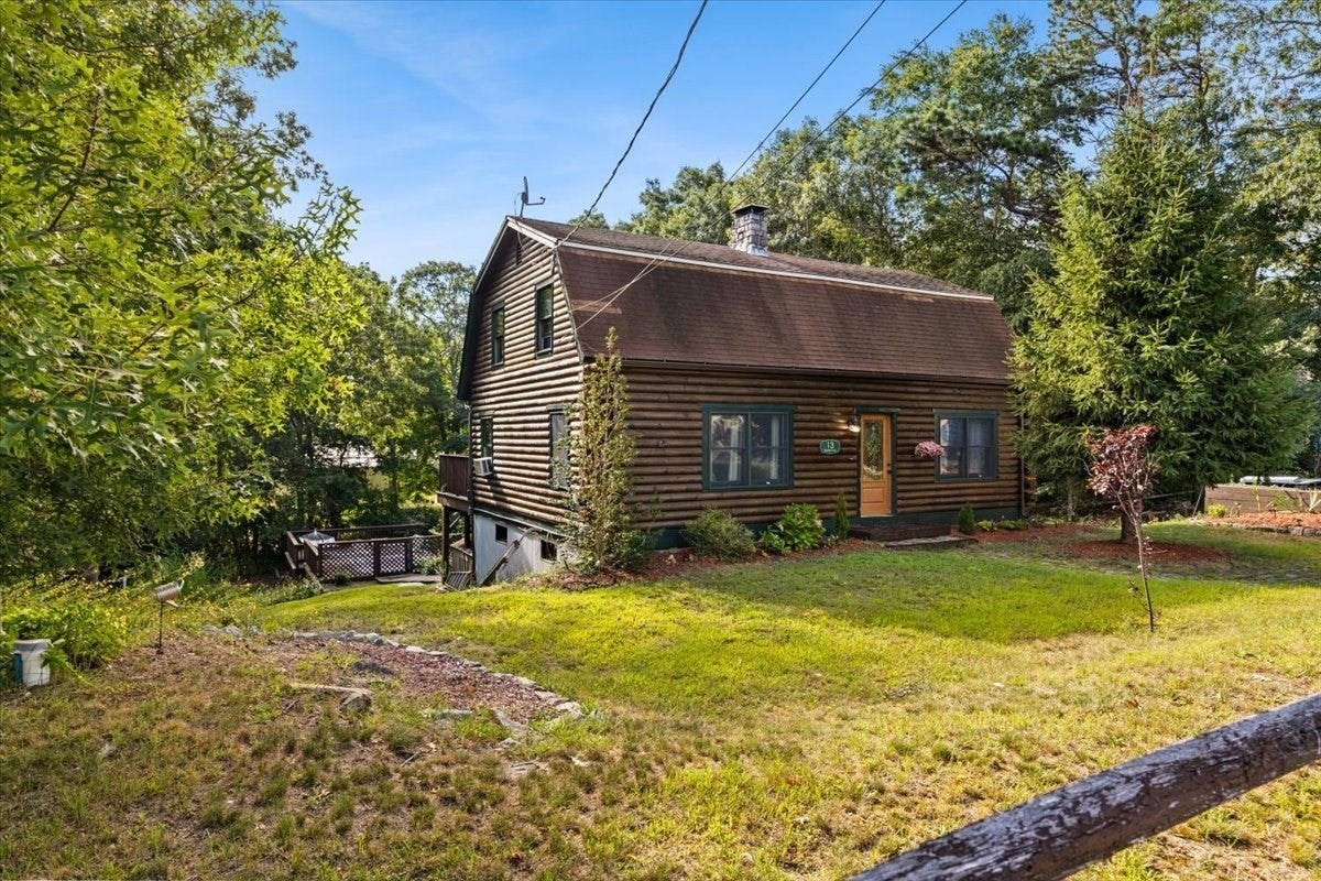13 Skylark Ave
