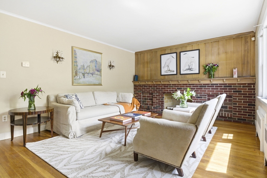 231 Moss Hill Rd