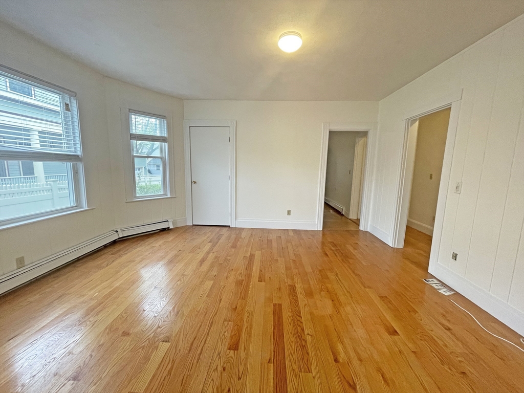 301 Lexington St 1