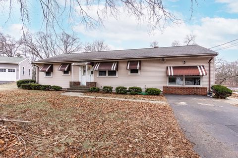 51 Pincushion Road Framingham MA 01702