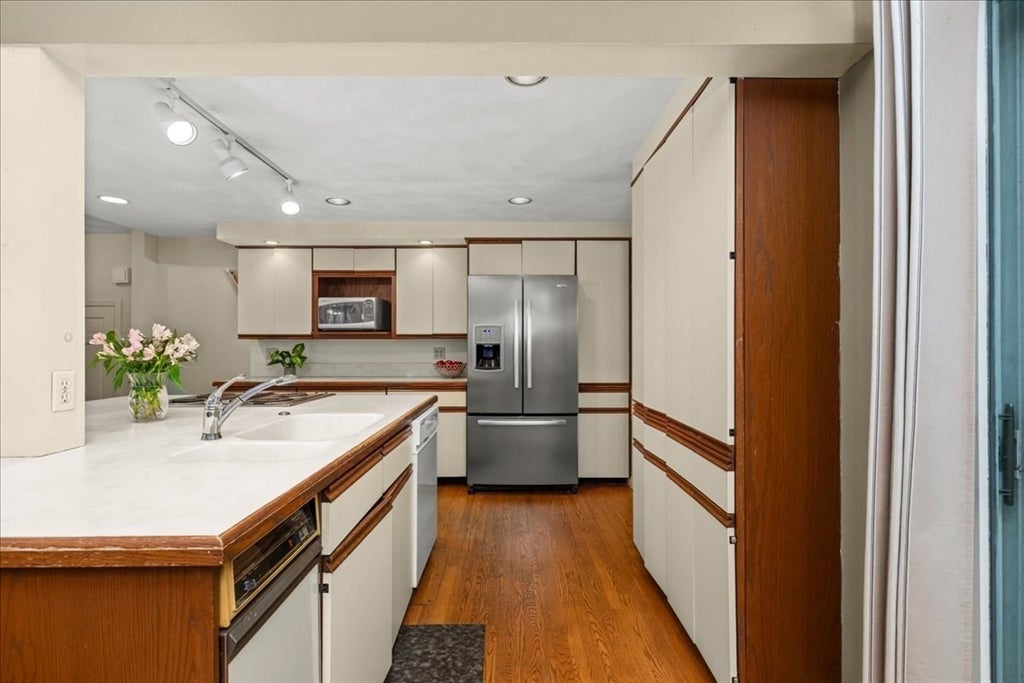 11 Hickory Rd, Southborough, MA, 11 Hickory Rd, Southborough, MA Photo #13