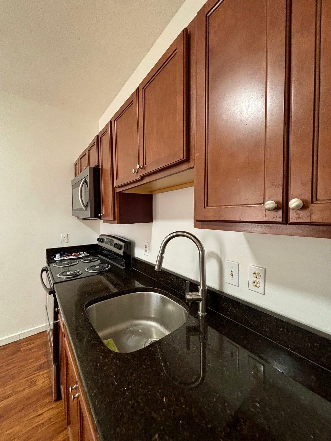 39 Shawmut St #1, Chelsea, MA Photo #3