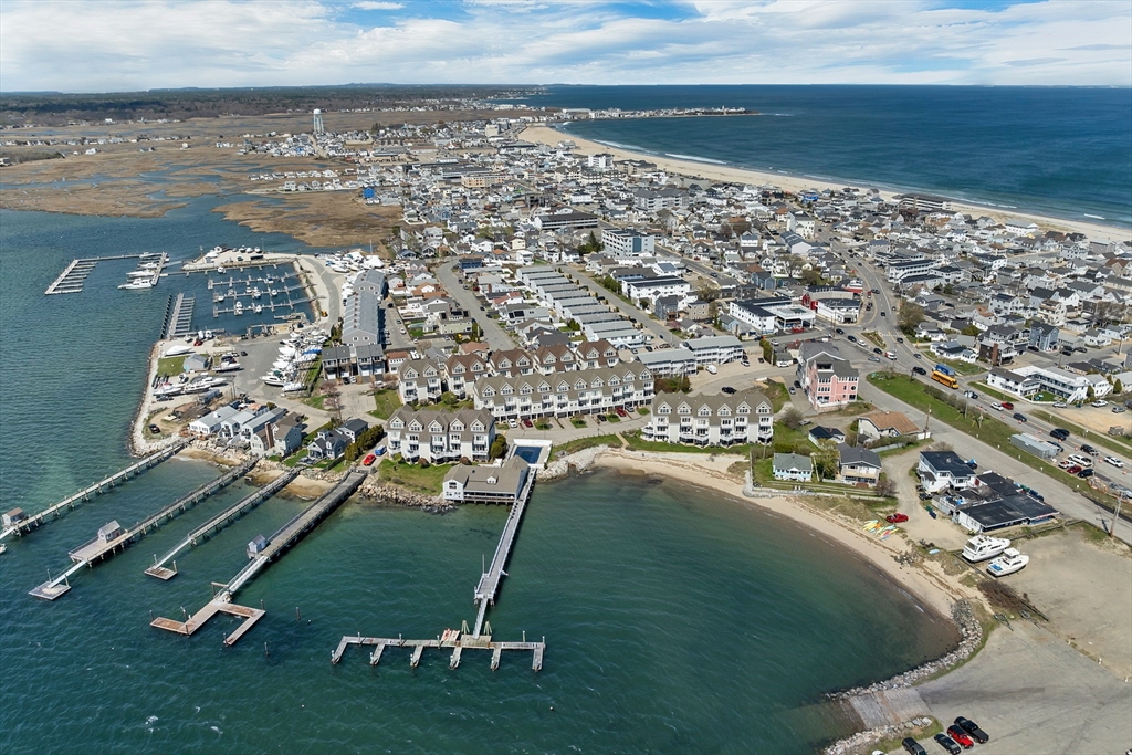 24 Harbor Road 9