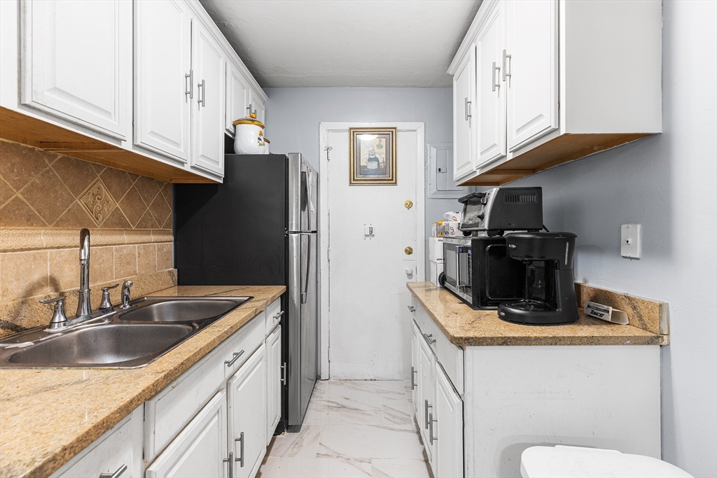 6 Hayes Rd 16