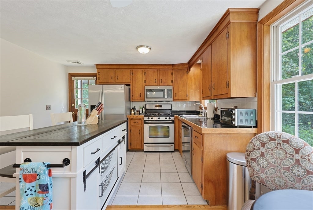 64 Park Street, Pepperell, MA Photo #10
