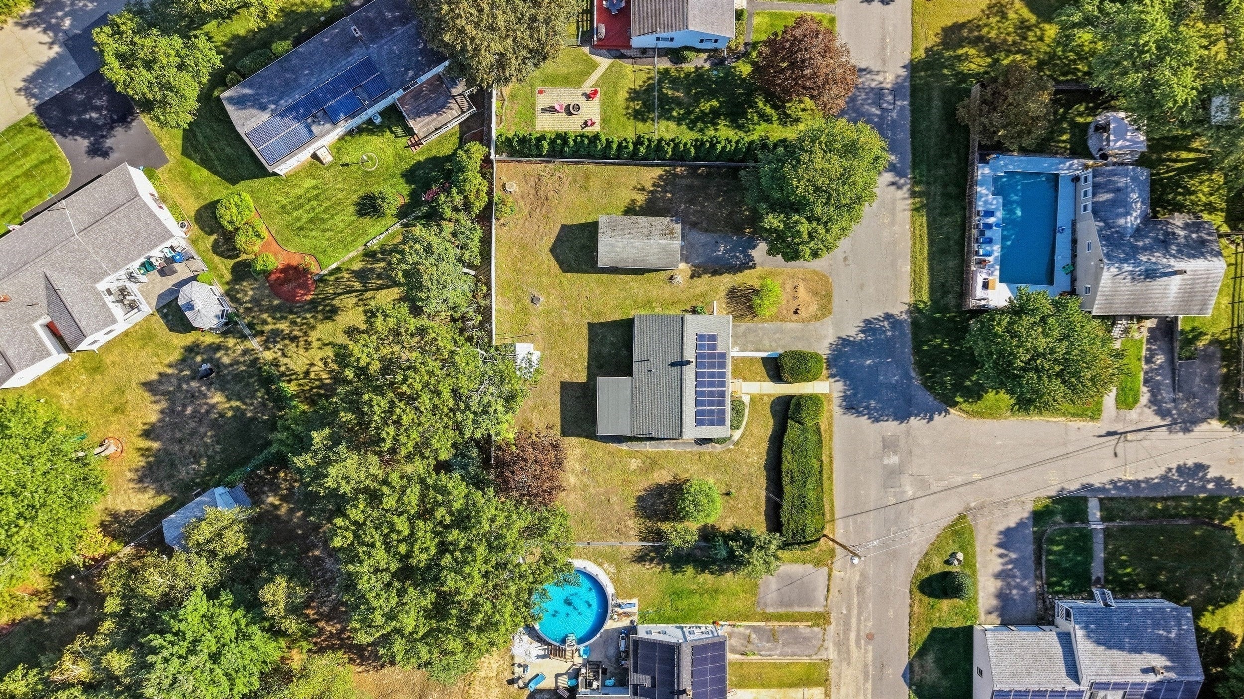 44 Memorial Dr