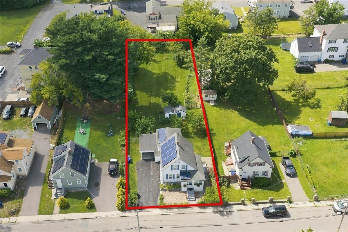9 Oliver Street, Milford MA 01757