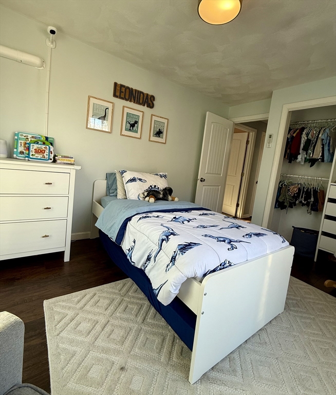 North Attleboro, Massachusetts 02760, United States, 3 Bedrooms Bedrooms, ,2 BathroomsBathrooms,Residential,Active,250765