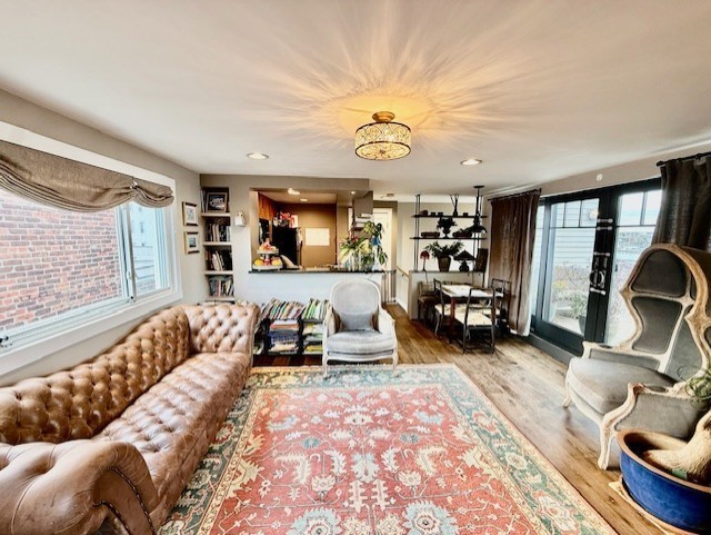 480 Commercial Street 5A