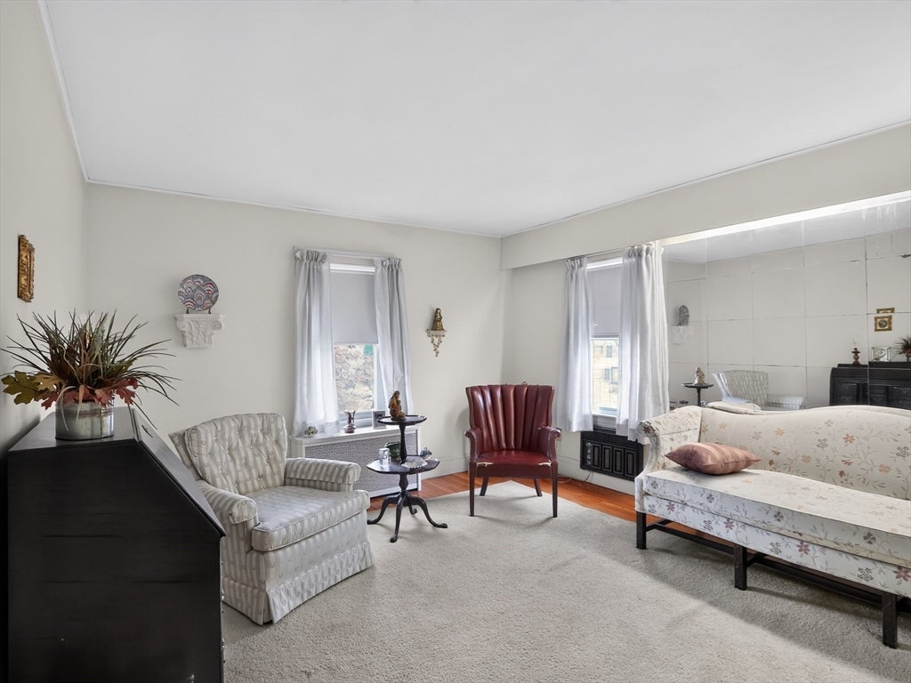 24 Lindbergh Ave, Holyoke, MA Photo #17