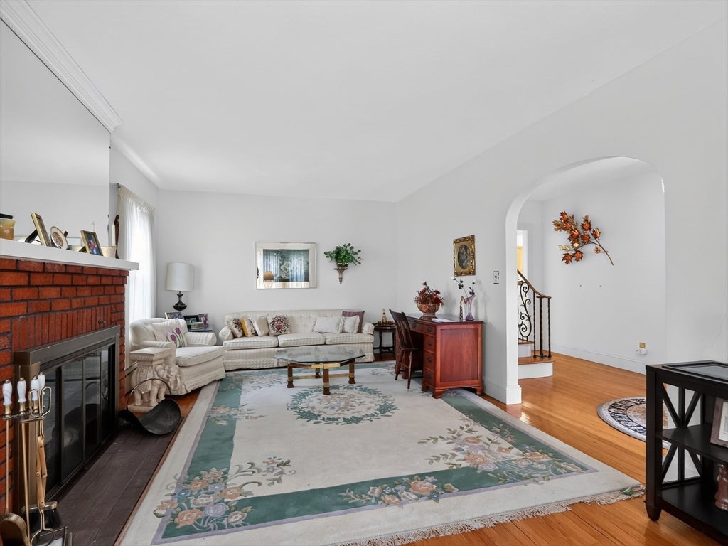 24 Lindbergh Ave, Holyoke, MA Photo #26