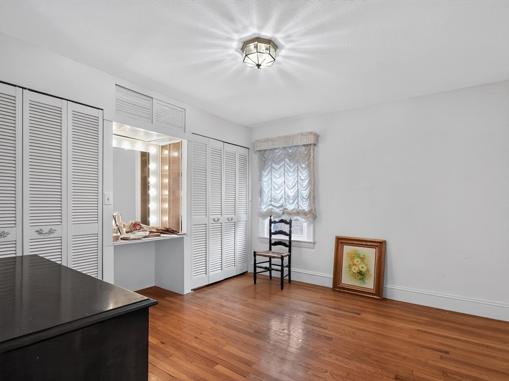 24 Lindbergh Ave, Holyoke, MA Photo #18