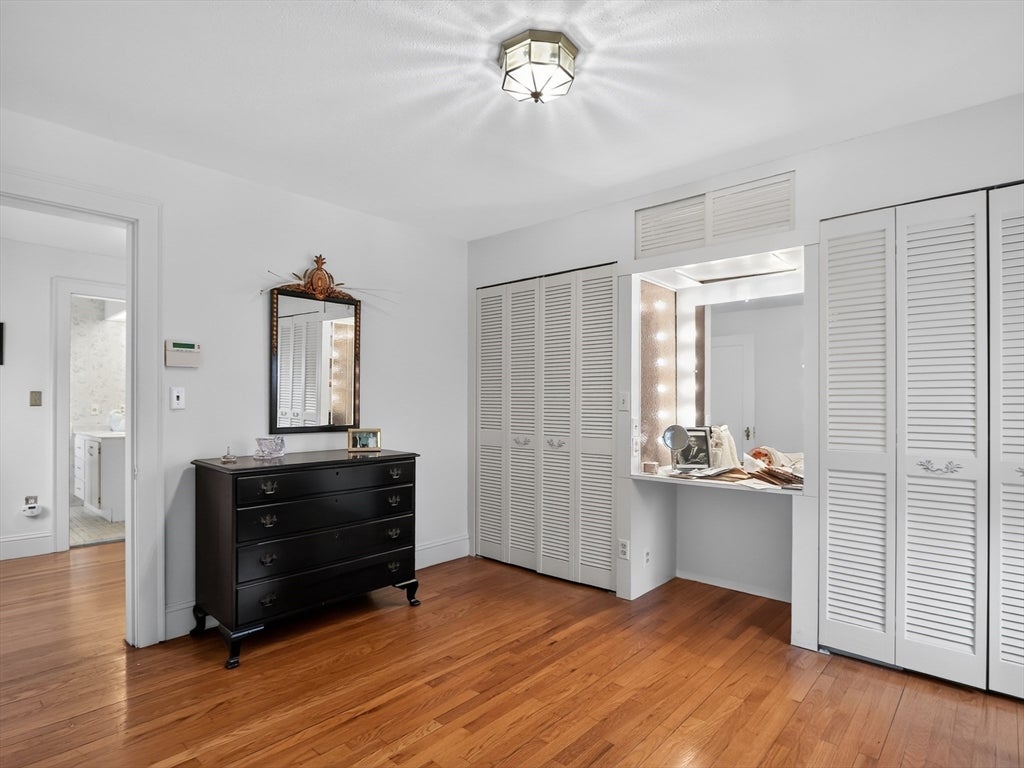 24 Lindbergh Ave, Holyoke, MA Photo #16