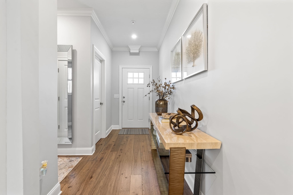 843 Ledgewood Way 843