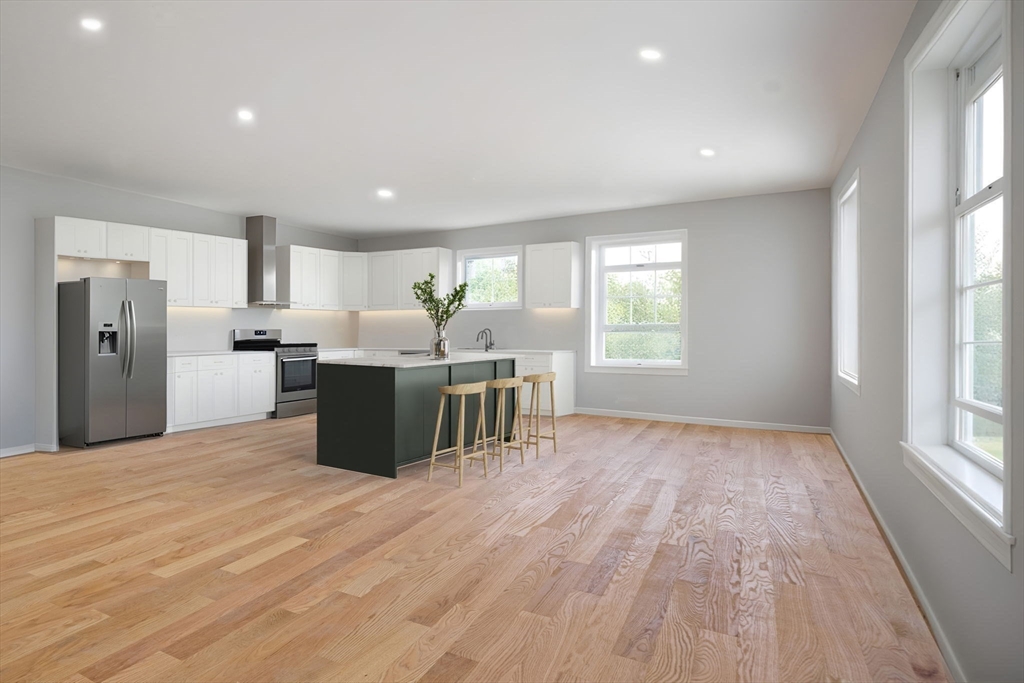 17 Crosby St B