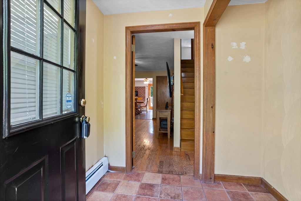 32 Sherburne Ave