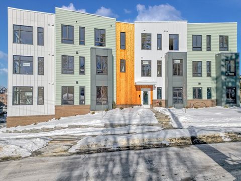 Photo of 34 Oak Street #302, Boston, MA 02136 (MLS # 73475919)