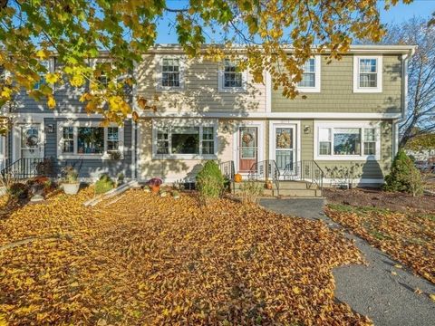 2 Lydon Lane B2 Halifax MA 02338