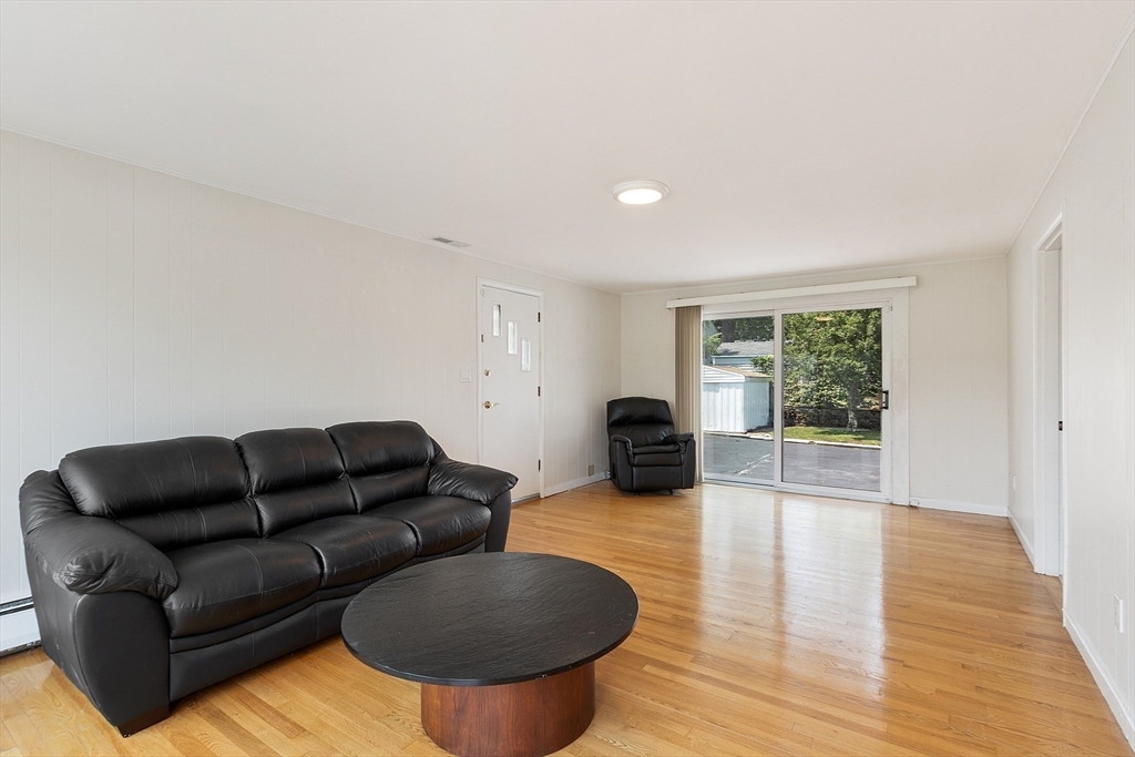 33 Durso Ave.
