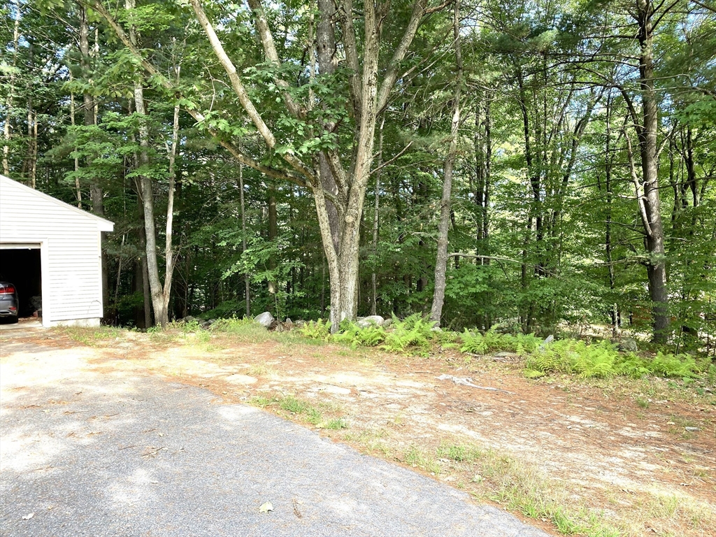 463 Bailey Rd 1