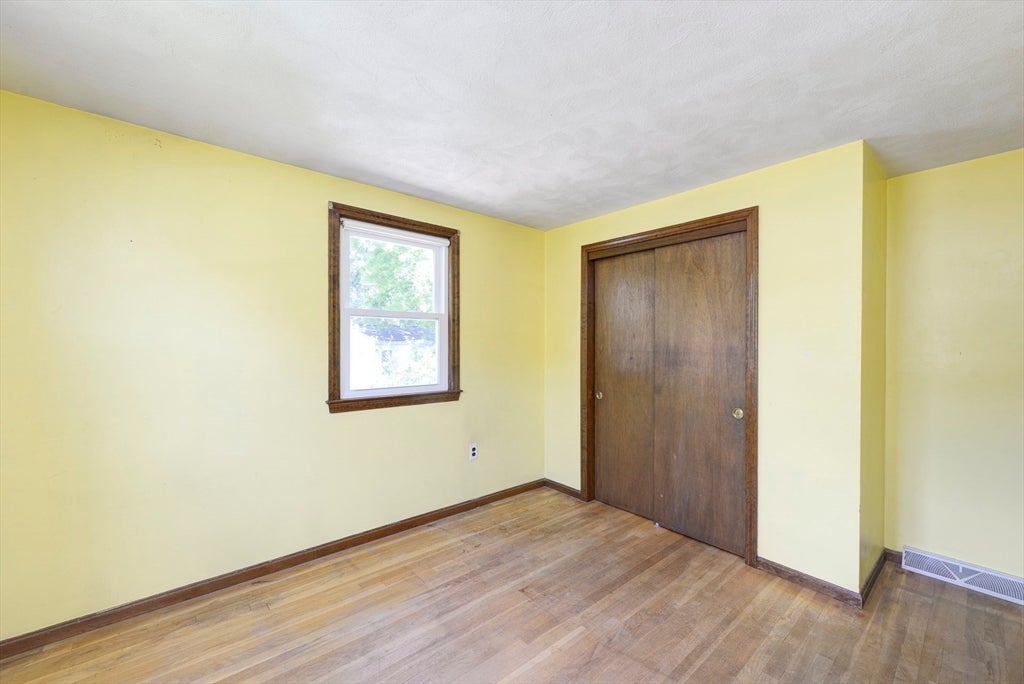 10 Chester Rd, Billerica, MA, 10 Chester Rd, Billerica, MA Photo #24