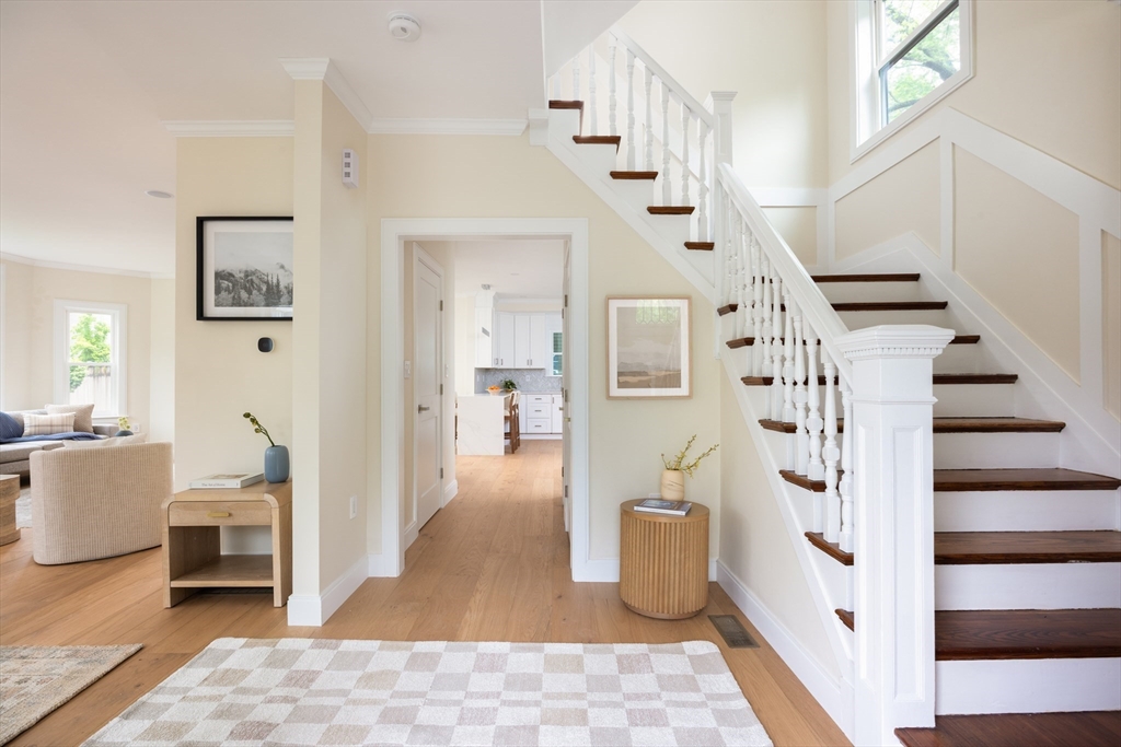 24 Ivory St